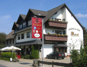 Гостиница Gasthof zur Post Hotel - Restaurant  Бреккерфельд